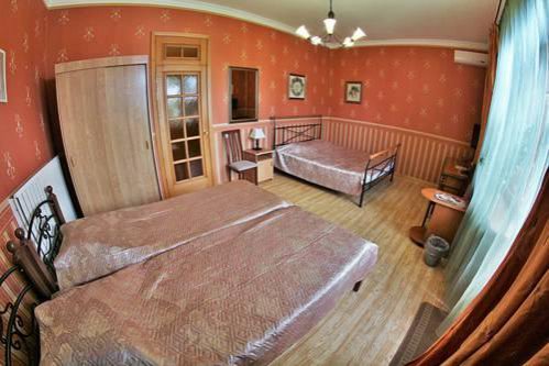 Гостиница Guest House on Izumrudnaya ulitsa 24 Геленджик